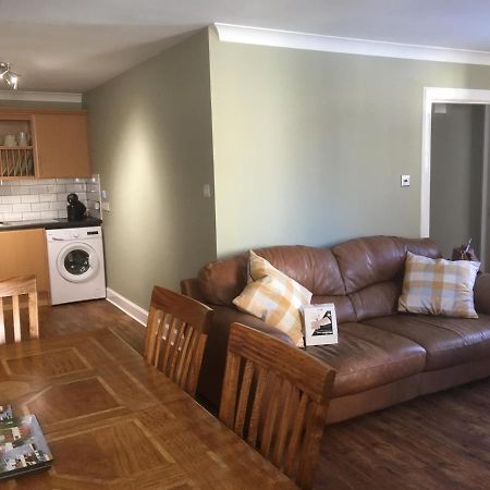 1 St Ellas House Apartment Аймът Екстериор снимка